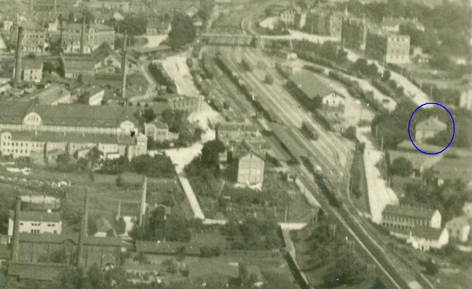 Ausschnitt aus einer Ansichtskarte (Luftbild) um 1935 mit Markierungen