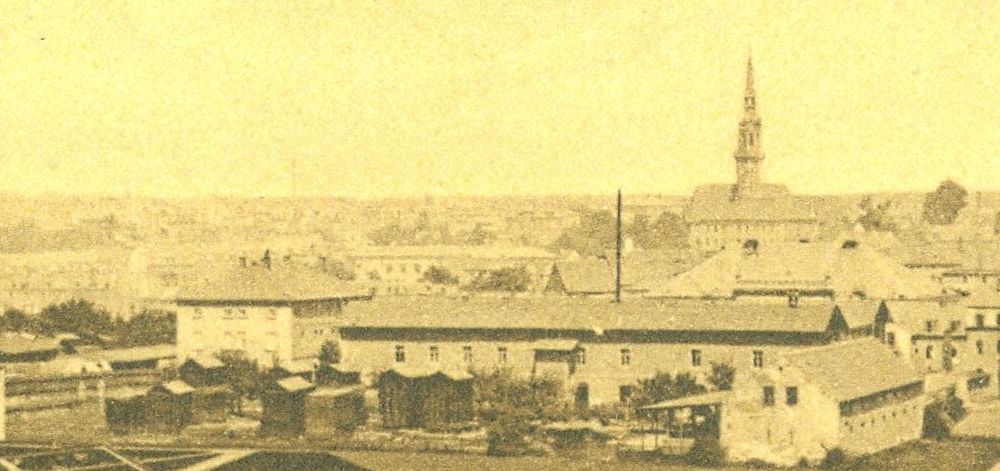 Dr.-Albert-Dietze-Stra&szlig;e 11 (bis 1927 S&uuml;dstra&szlig;e 7, 1937 Pirnaer Stra&szlig;e 59)  Radeberg