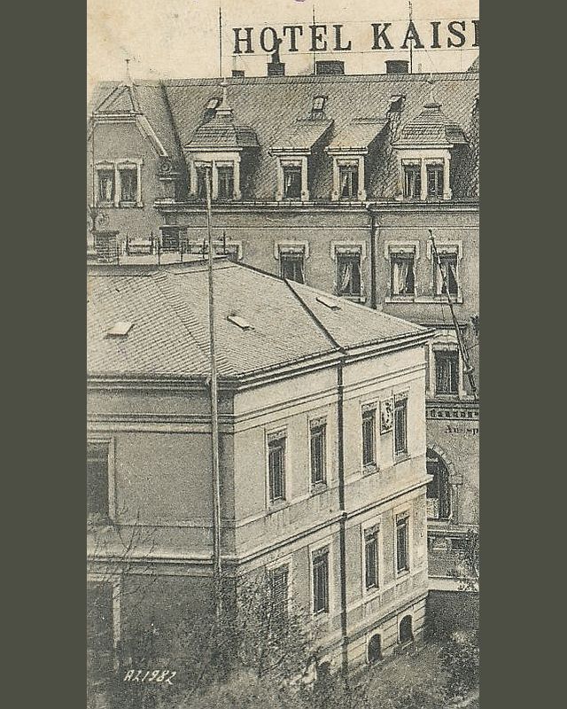 August-Bebel-Stra&szlig;e 1 (vor 1910 Dresdener Stra&szlig;e 23, 1910 - 1945 Bismarckstra&szlig;e 1)  Radeberg