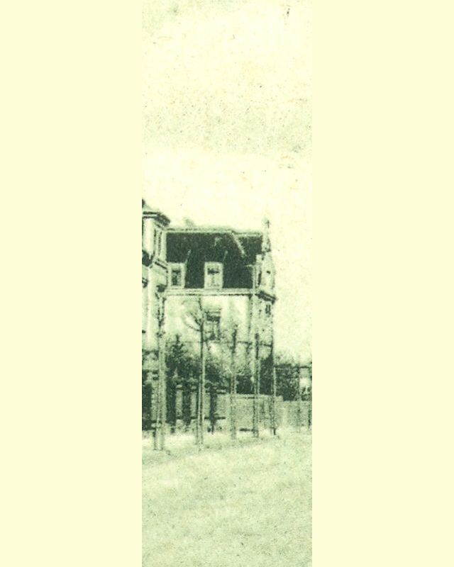Badstraße 9 (vor 1905 Badstraße 4, 1905 - 1933 Badstraße 9, 1933 - 1945 Adolf-Hitler-Straße 9) Radeberg Badstraße 9 (vor 1905 Badstraße 4, 1905 - 1933 Badstraße 9, 1933 - 1945 Adolf-Hitler-Straße 9) Radeberg