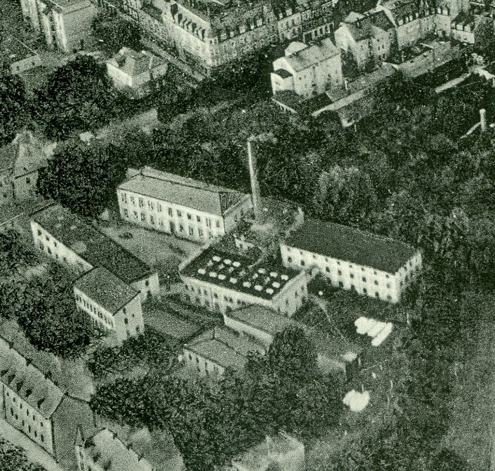 Dresdener Straße 1 (vor 1910 Dresdener Straße 20, 1910 - 1927 Dresdener Straße 45) Radeberg Dresdener Straße 1 (vor 1910 Dresdener Straße 20, 1910 - 1927 Dresdener Straße 45) Radeberg