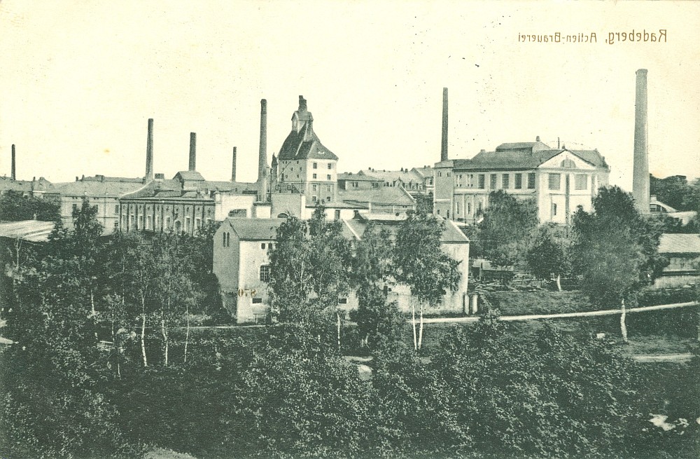 Dresdener Stra&szlig;e 2 (vor 1910 Dresdener Stra&szlig;e 22, 1910 - 1927 Dresdener Stra&szlig;e 42)  Radeberg