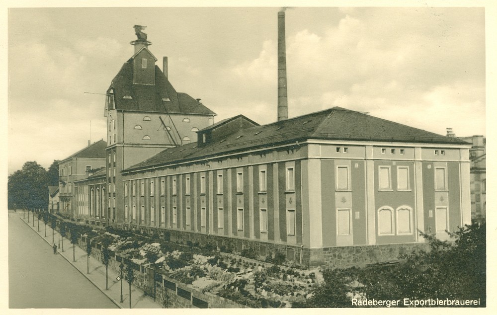 Dresdener Stra&szlig;e 2 (vor 1910 Dresdener Stra&szlig;e 22, 1910 - 1927 Dresdener Stra&szlig;e 42)  Radeberg