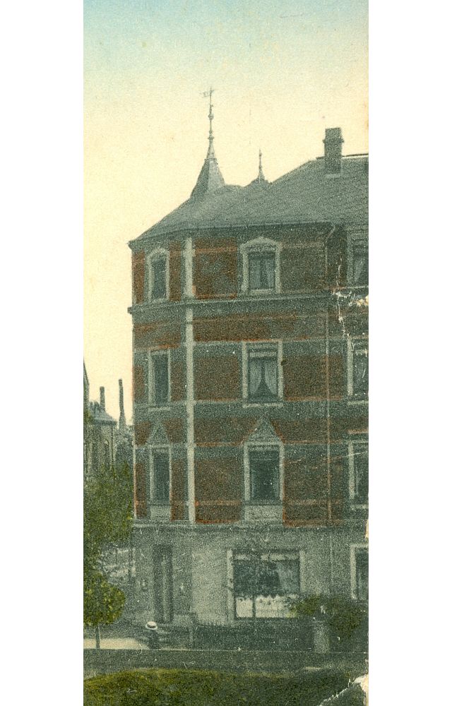 Dresdener Stra&szlig;e 33 (1905 - 1927 Fabrikstra&szlig;e 15) / Stra&szlig;e des Friedens (Goldbachstra&szlig;e)  Radeberg