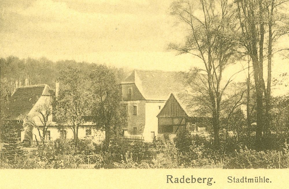 Dresdener Straße 38 (vor 1905 Fabrikstraße 21, 1905 - 1927 Fabrikstraße 36) Radeberg Dresdener Straße 38 (vor 1905 Fabrikstraße 21, 1905 - 1927 Fabrikstraße 36) Radeberg