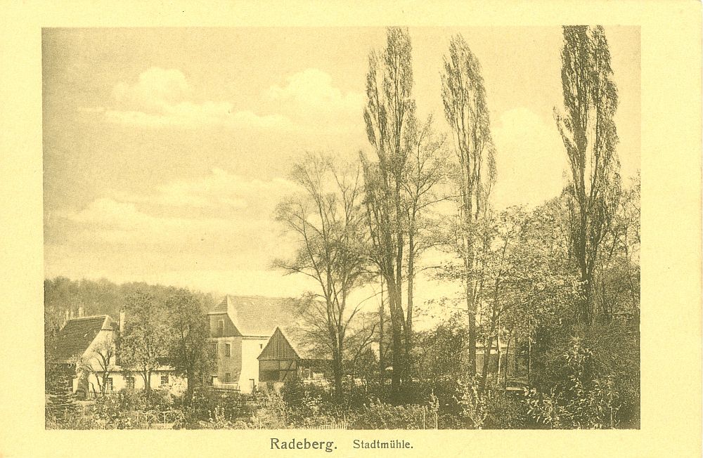 Dresdener Straße 38 (vor 1905 Fabrikstraße 21, 1905 - 1927 Fabrikstraße 36) Radeberg Dresdener Straße 38 (vor 1905 Fabrikstraße 21, 1905 - 1927 Fabrikstraße 36) Radeberg