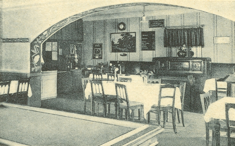 Dresdener Stra&szlig;e 34 (vor 1905 Fabrikstra&szlig;e 23, 1905 - 1927 Fabrik-Stra&szlig;e 34)  Radeberg