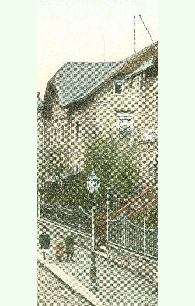 Dr. Rudolf-Friedrichs-Straße 3 (bis 1927 Friedrich-Straße 3, 1927 - 1945 Friedrichstraße 3) Radeberg Dr. Rudolf-Friedrichs-Straße 3 (bis 1927 Friedrich-Straße 3, 1927 - 1945 Friedrichstraße 3) Radeberg
