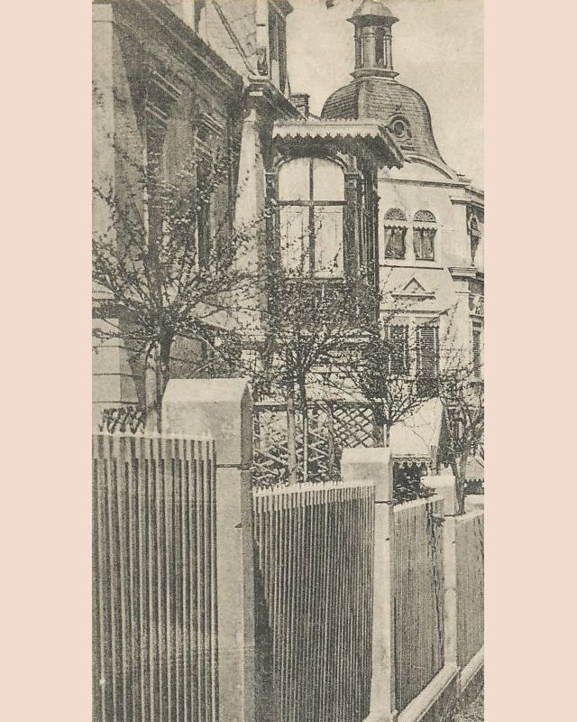 Dr. Rudolf-Friedrichs-Stra&szlig;e 29 (bis 1927 Friedrich-Stra&szlig;e 29, 1927 - 1945 Friedrichstra&szlig;e 29) / Weststra&szlig;e  Radeberg