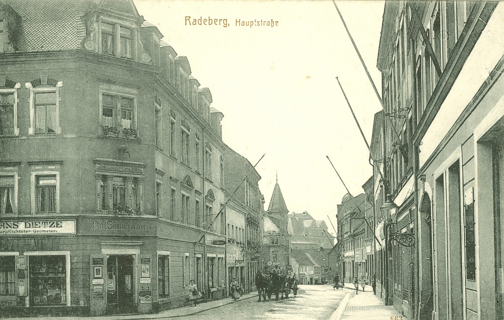 Hauptstraße 9 (1787 HNr. 78, bis 1927 Hauptstraße 5) / Mittelstraße Radeberg Hauptstraße 9 (1787 HNr. 78, bis 1927 Hauptstraße 5) / Mittelstraße Radeberg