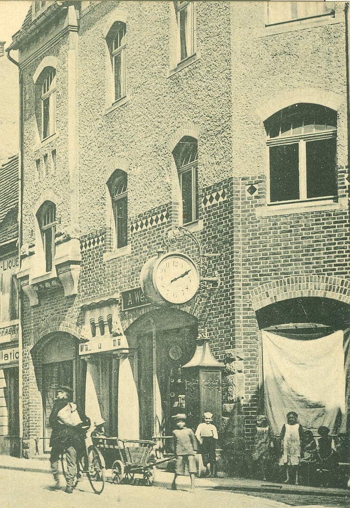 Hauptstra&szlig;e 21 (bis 1927 Hauptstra&szlig;e 11) / Berggasse  Radeberg