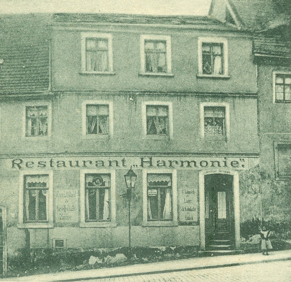 Hauptstraße 24 (vor 1910 Dresdener Straße 42, 1910 - 1927 Dresdener Straße 2) Radeberg Hauptstraße 24 (vor 1910 Dresdener Straße 42, 1910 - 1927 Dresdener Straße 2) Radeberg
