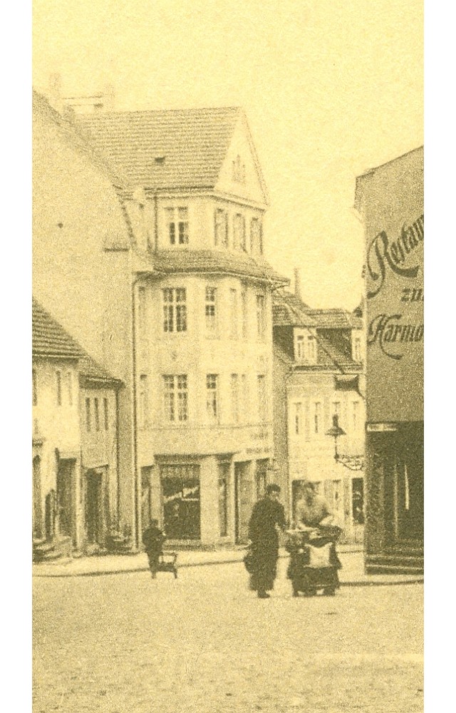 Hauptstra&szlig;e 31 (bis 1910 Dresdener Stra&szlig;e 5, 1910 - 1927 Dresdener Stra&szlig;e 9)  Radeberg