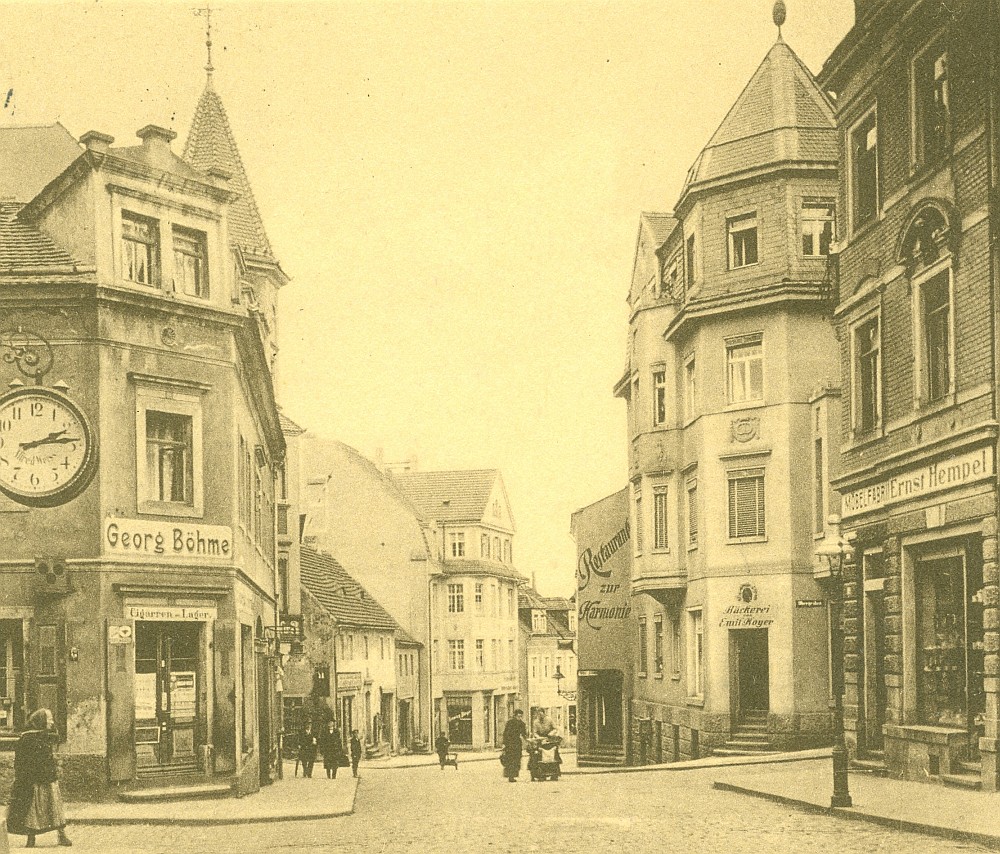 Hauptstraße 31 (vor 1910 Dresdener Straße 5, 1910 - 1927 Dresdener Straße 9) Radeberg Hauptstraße 31 (vor 1910 Dresdener Straße 5, 1910 - 1927 Dresdener Straße 9) Radeberg