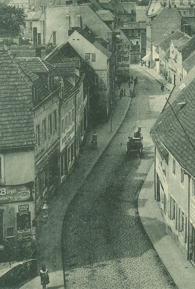 Hauptstra&szlig;e 33 (bis 1910 Dresdener Stra&szlig;e 6, 1910 - 1927 Dresdener Stra&szlig;e 11)  Radeberg