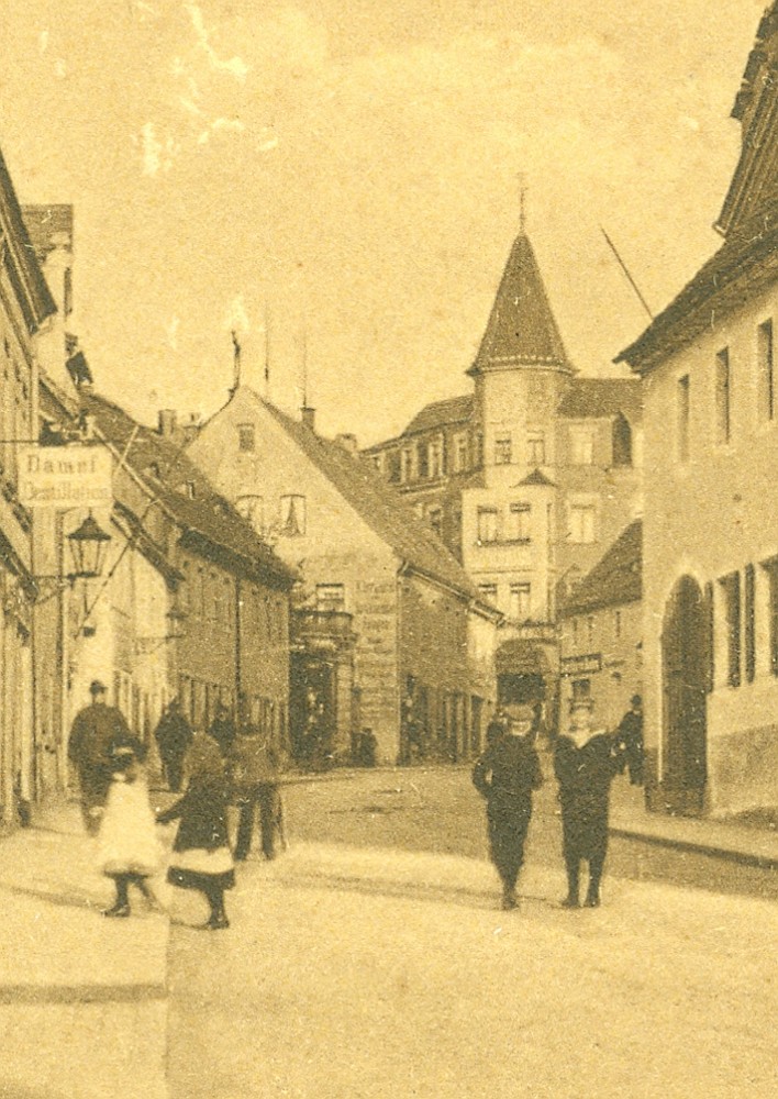 Hauptstraße 36 (bis 1910 Dresdener Straße 36, 1910 - 1927 Dresdener Straße 14)  Radeberg