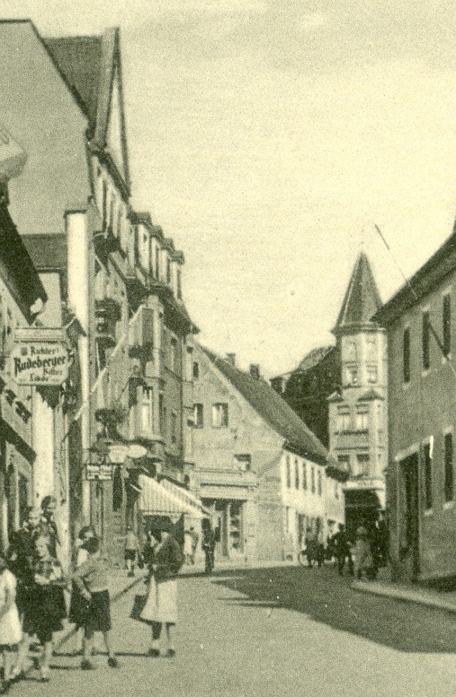 Hauptstraße 36 (bis 1910 Dresdener Straße 36, 1910 - 1927 Dresdener Straße 14)  Radeberg