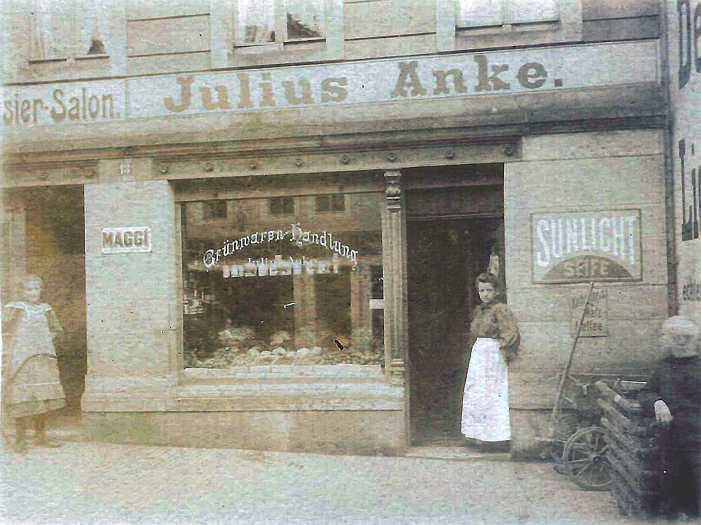 Hauptstra&szlig;e 47 (bis 1910 Dresdener Stra&szlig;e 13, 1910 - 1927 Dresdener Stra&szlig;e 25)  Radeberg