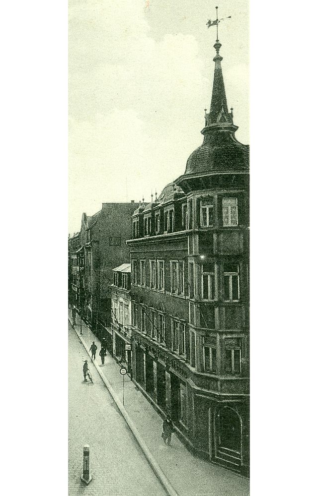 Hauptstraße 57 (vor 1910 Dresdener Straße 17a, 1910-27 Dresdener Straße 35) / Röderstraße Radeberg Hauptstraße 57 (vor 1910 Dresdener Straße 17a, 1910-27 Dresdener Straße 35) / Röderstraße Radeberg