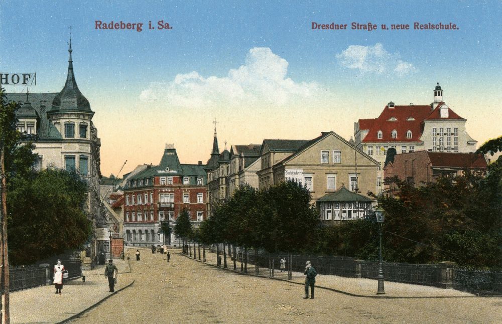 Hauptstraße 61 (vor 1910 Dresdener Straße 18, 1910 - 1927 Dresdener Straße 39) Radeberg Hauptstraße 61 (vor 1910 Dresdener Straße 18, 1910 - 1927 Dresdener Straße 39) Radeberg