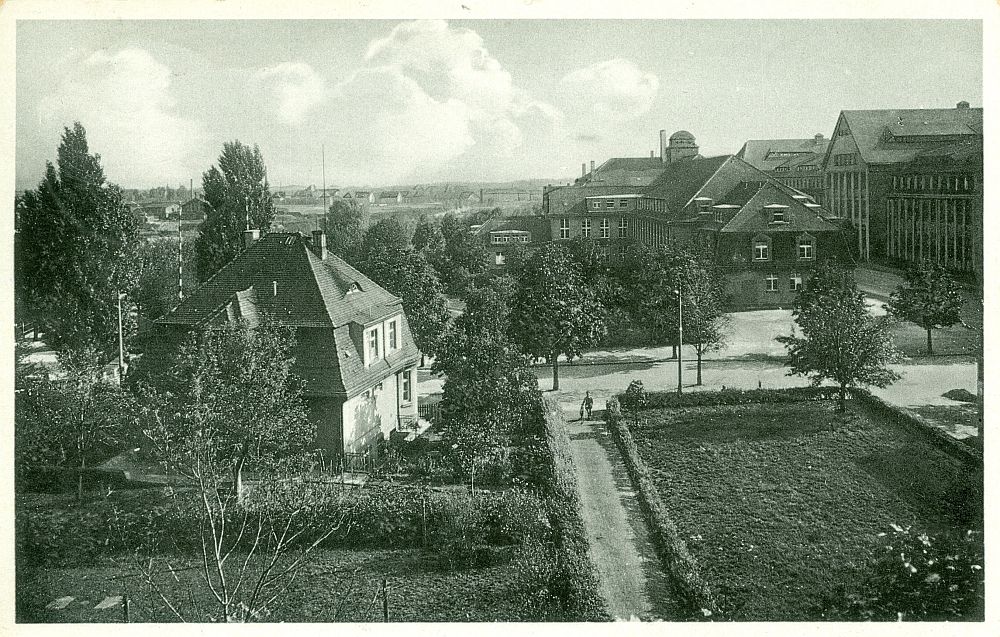 Heidestraße 70 (Hindenburgstraße 70)  Radeberg