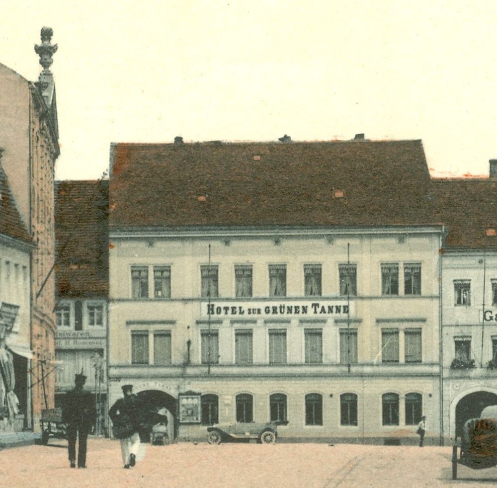 Markt 1 (vor 1905 Am Markt 1)  Radeberg