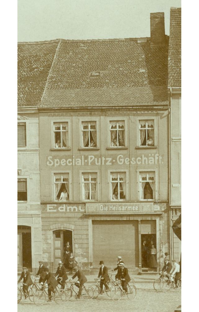 Markt 8 (1787 HNr. 34, vor 1903 Am Markt 8)  Radeberg
