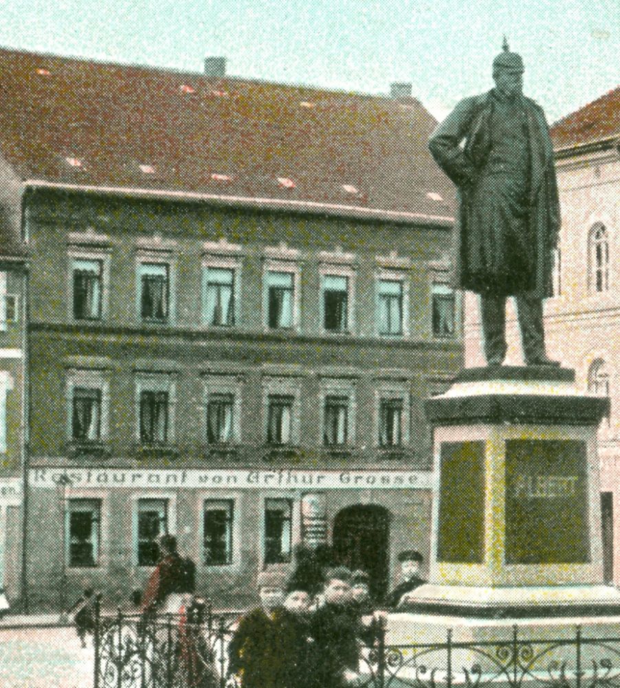 Markt 11 (vor 1905 Am Markt 11)  Radeberg