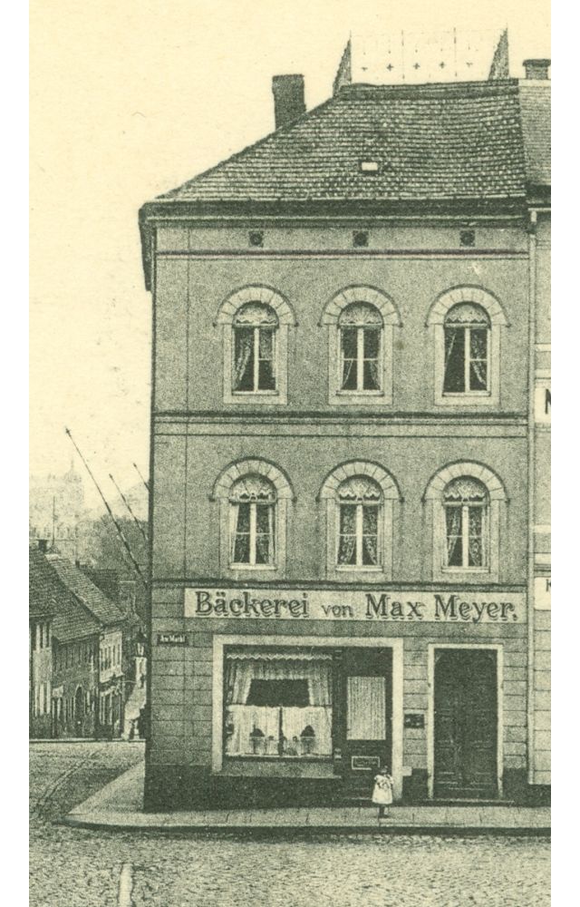 Markt 12 / Pirnaer Straße (vor 1905 Am Markt 12)  Radeberg