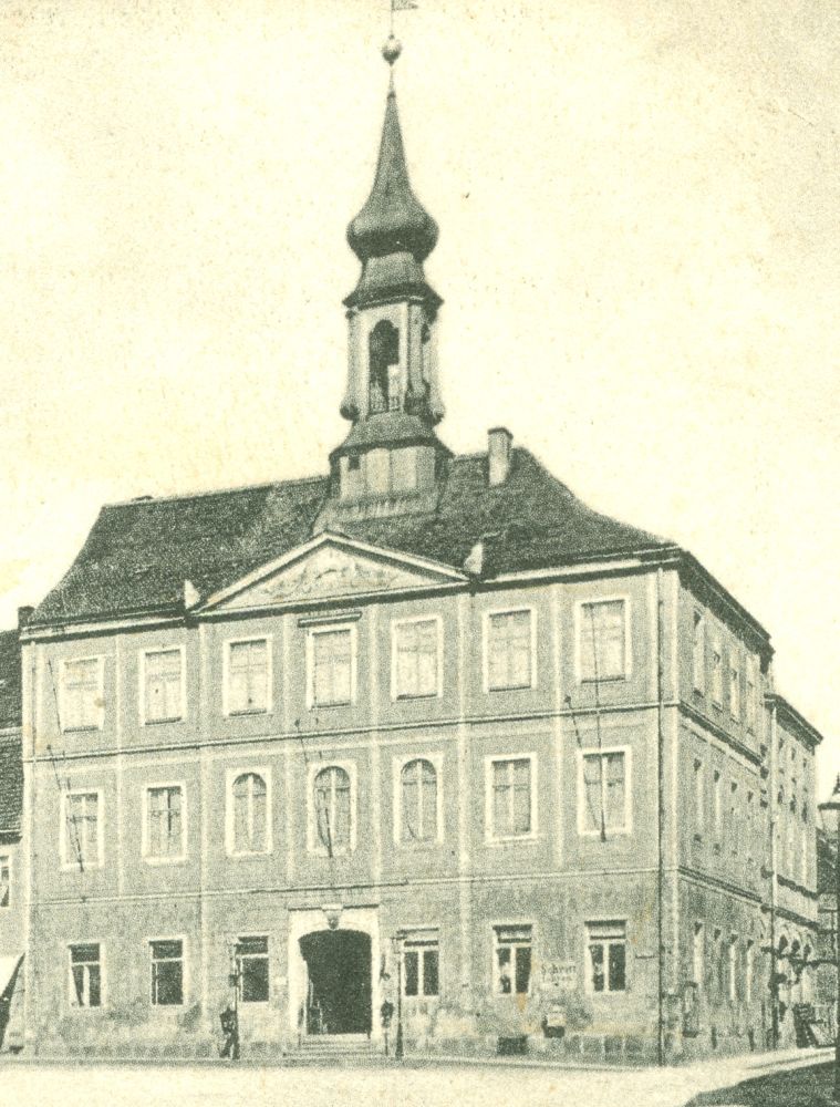 Markt 19 (vor 1905 Am Markt 19) / Oberstra&szlig;e  Radeberg
