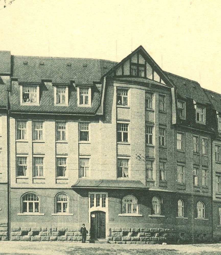 Pestalozzistraße 10 (Kaiser-Wilhelm-Straße 10) Radeberg Pestalozzistraße 10 (Kaiser-Wilhelm-Straße 10) Radeberg