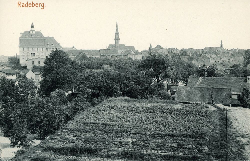 Pestalozzistra&szlig;e (Kaiser-Wilhelm-Stra&szlig;e)  Radeberg