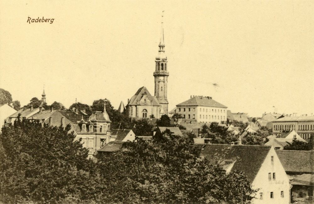 Pulsnitzer Straße 1 (1886 Neue Gasse 7, 1905 Neue Straße 7, 1910 - 1927 Bismarck-Straße 19) Radeberg Pulsnitzer Straße 1 (1886 Neue Gasse 7, 1905 Neue Straße 7, 1910 - 1927 Bismarck-Straße 19) Radeberg
