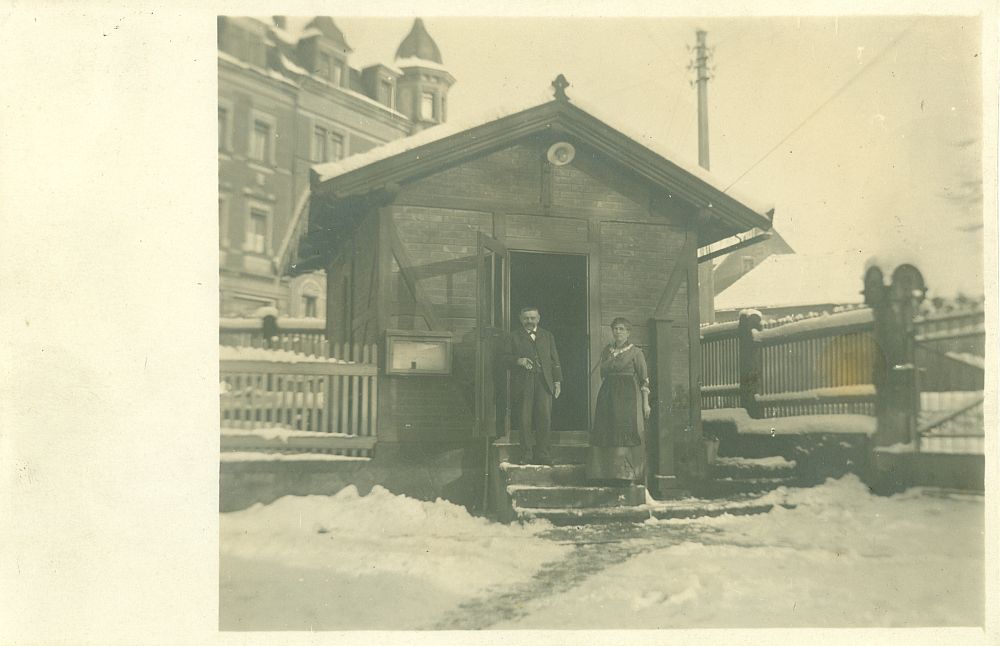 Pulsnitzer Stra&szlig;e 1 (1886 Neue Gasse 7, 1905 Neue Stra&szlig;e 7, 1910 - 1927 Bismarck-Stra&szlig;e 19)  Radeberg