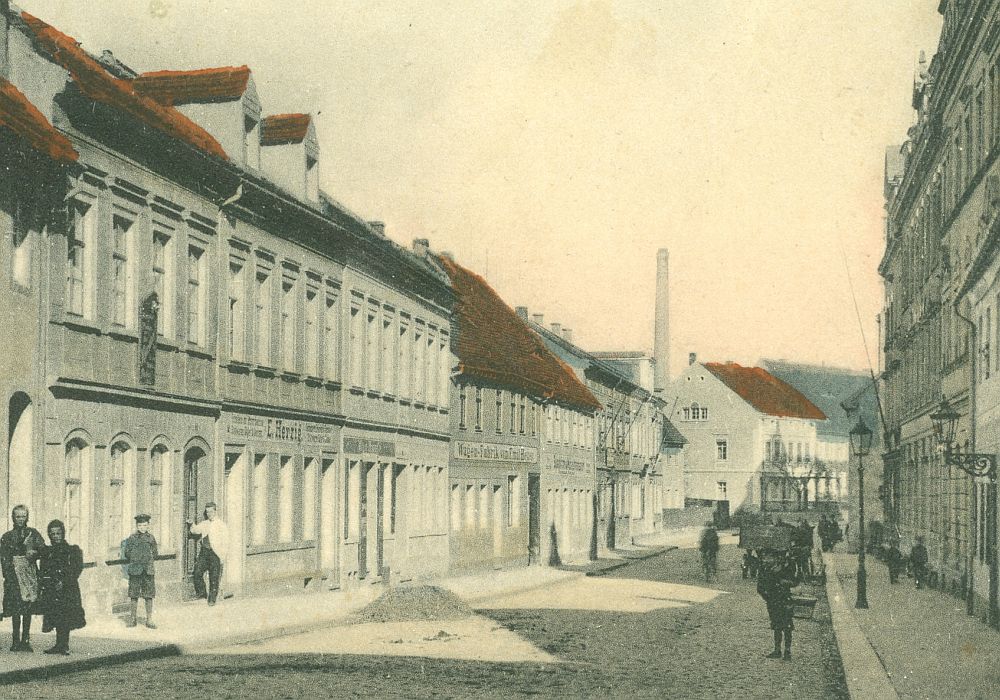 Pulsnitzer Straße 25 (vor 1910 Pulsnitzer Straße 4, 1910 - 1927 Pulsnitzer Straße 7) Radeberg Pulsnitzer Straße 25 (vor 1910 Pulsnitzer Straße 4, 1910 - 1927 Pulsnitzer Straße 7) Radeberg