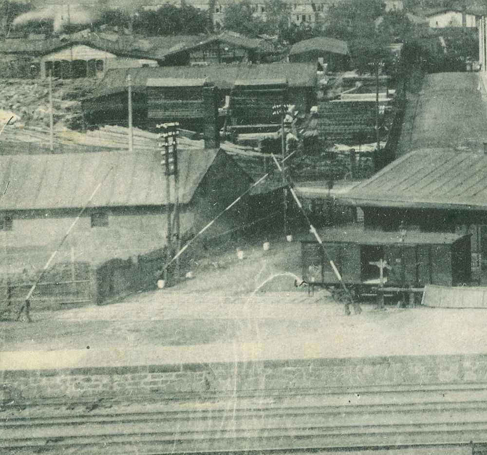Rathenaustraße 25 (vor 1903 Pillnitzer Straße 37, 1903 König Albert-Straße 25, 1927 Rathenaustraße 25, 1937 Albertstraße 25) Radeberg Rathenaustraße 25 (vor 1903 Pillnitzer Straße 37, 1903 König Albert-Straße 25, 1927 Rathenaustraße 25, 1937 Albertstraße 25) Radeberg