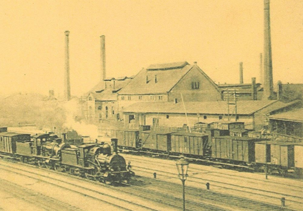 Rathenaustraße 26 (vor 1905 Pillnitzer Straße, 1905 - 1927 König Albert-Straße 26, 1927 Rathenaustraße 26, 1937 Albertstraße 26) Radeberg Rathenaustraße 26 (vor 1905 Pillnitzer Straße, 1905 - 1927 König Albert-Straße 26, 1927 Rathenaustraße 26, 1937 Albertstraße 26) Radeberg